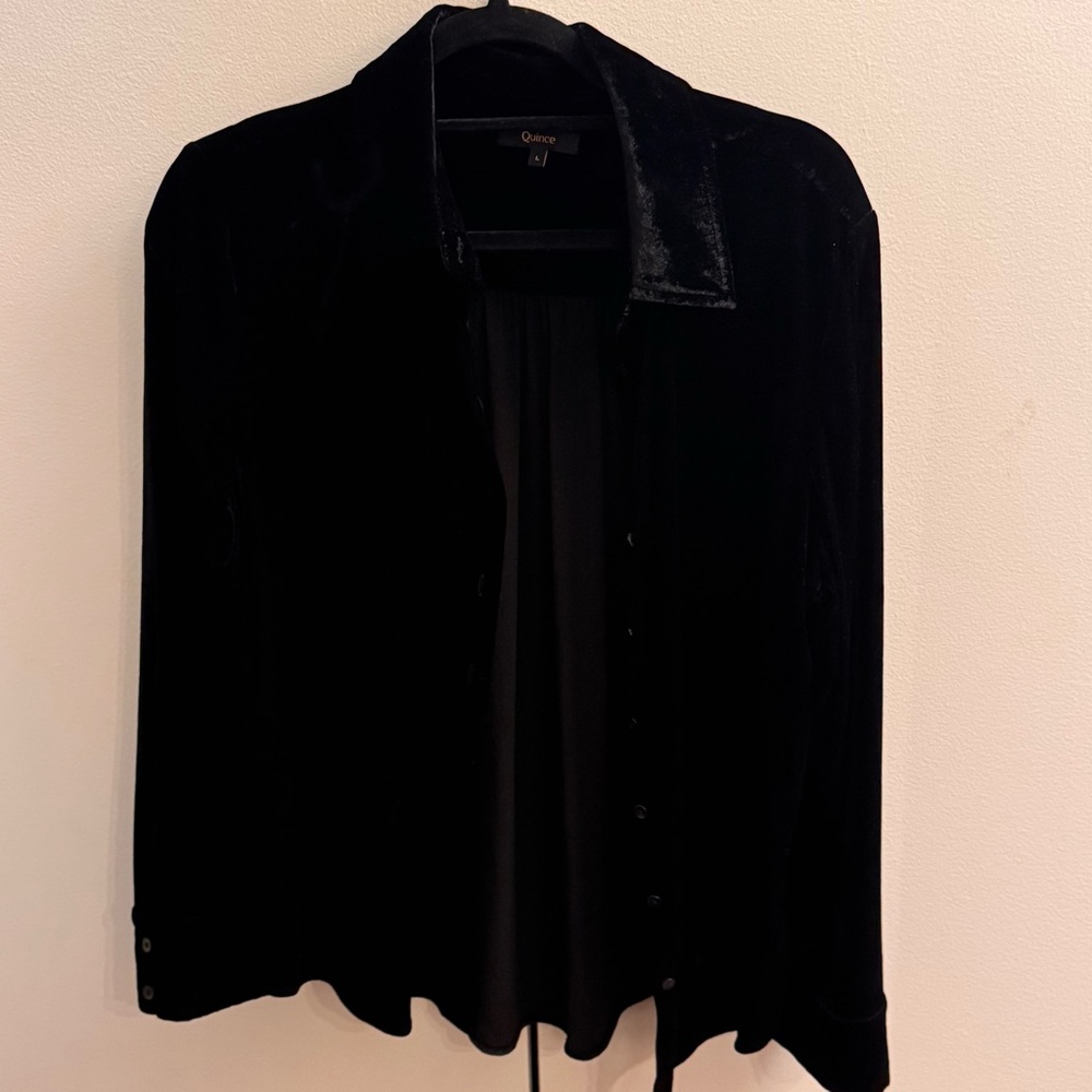 Quince Black Velvet Woman's Shirt - size L - brand new
